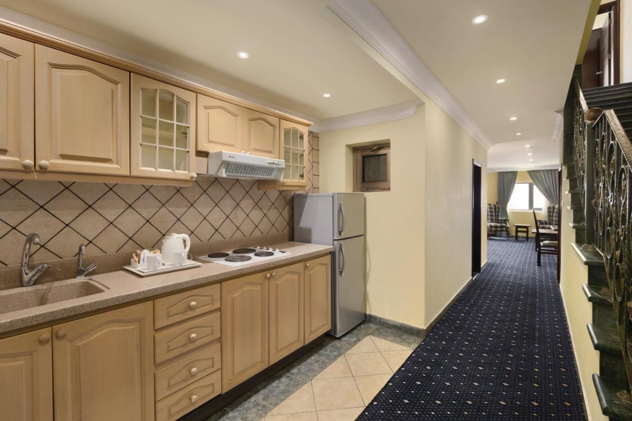 Howard Johnson Dammam Hotel Bagian luar foto