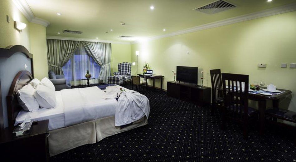 Howard Johnson Dammam Hotel Bagian luar foto
